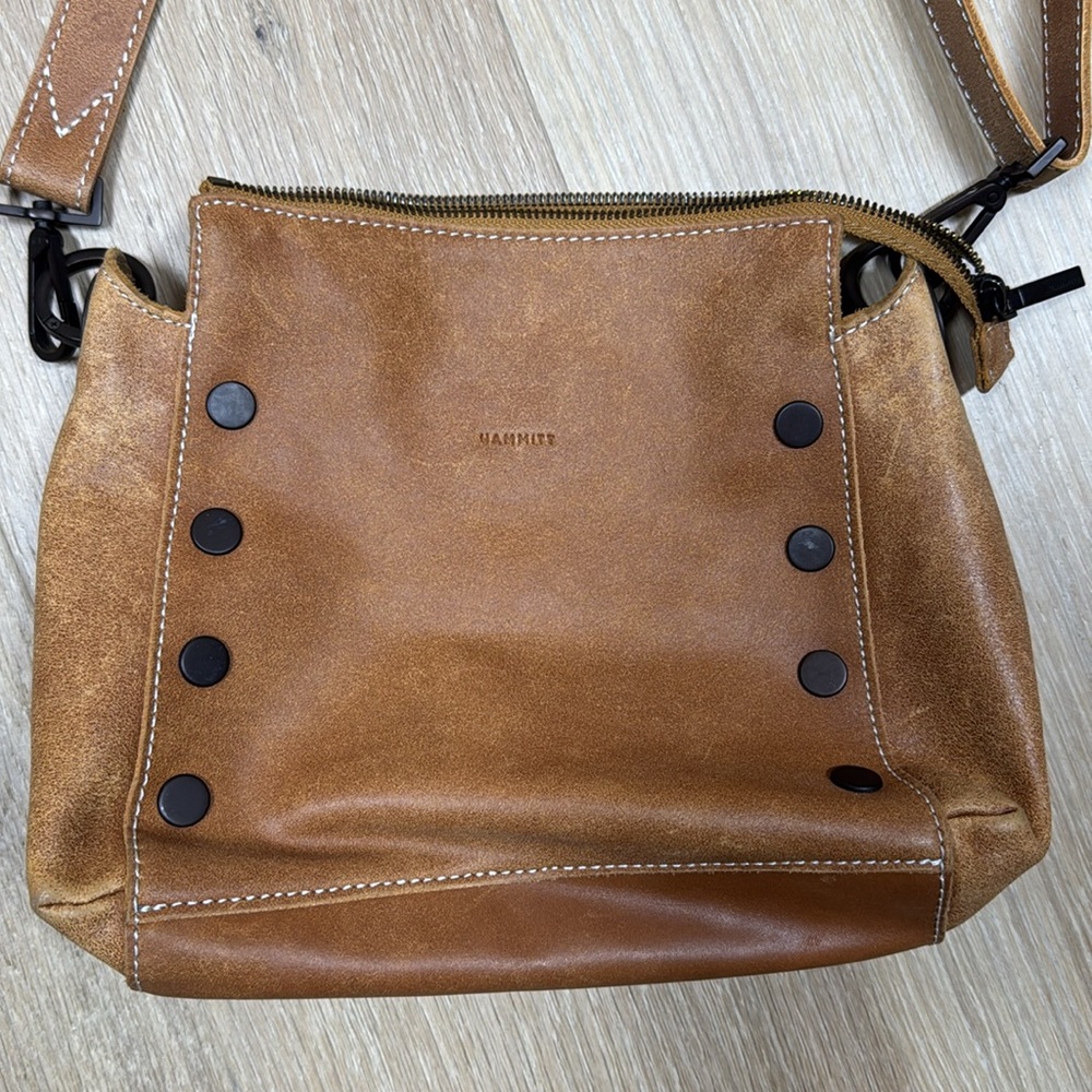 Hammitt BRYANT MED - Shoulder Bag. - Picture 3 of 14